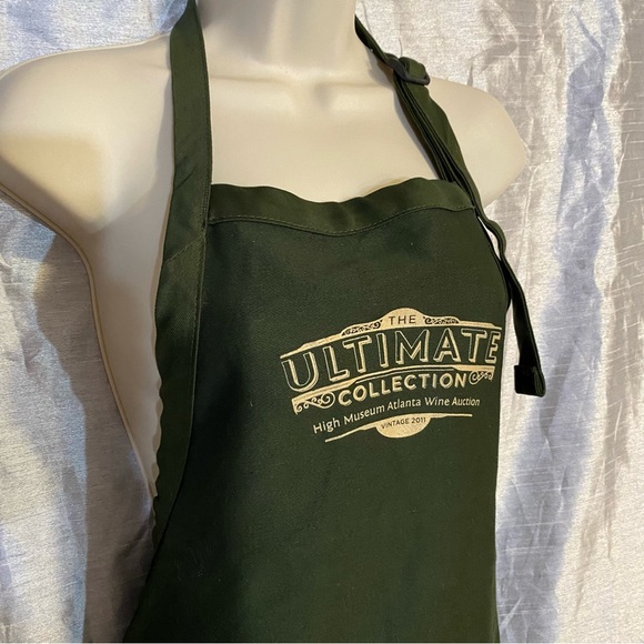 The Ultimate Collection Wine apron, adjustable at neck, 2 pockets. GUC - Picture 2 of 7